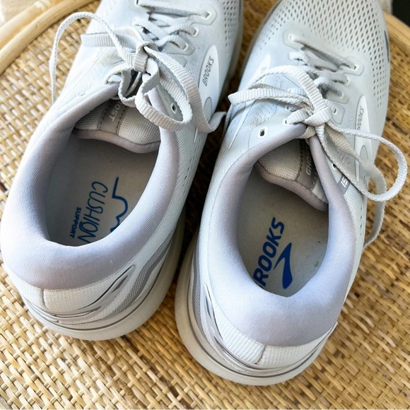 Brooks Shoes Brooks Ghost 5 Oyster Alloy White Roadrunning Sneakers Womens Size 12 Poshmark